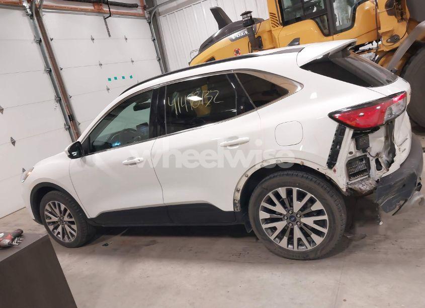 Photo 14 of 2021 Ford Escape TITANIUM HYBRID (VIN 1FMCU9DZXMUB03855)