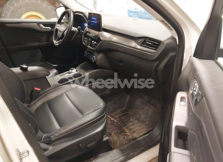 Photo 5 of 2021 Ford Escape TITANIUM HYBRID (VIN 1FMCU9DZXMUB03855)