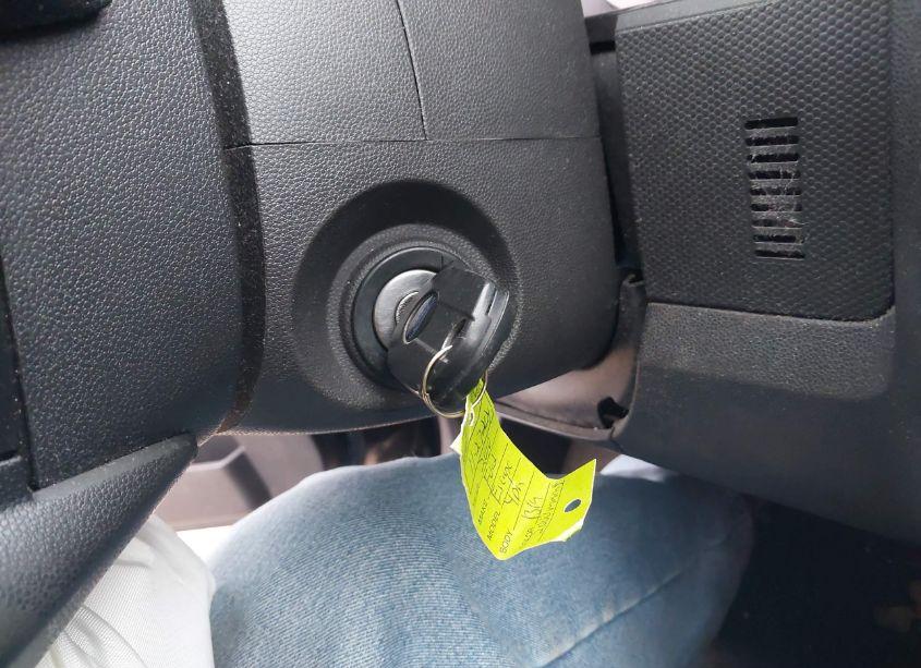 Photo 11 of 2010 Ford Escape LIMITED (VIN 1FMCU9E70AKB64295)