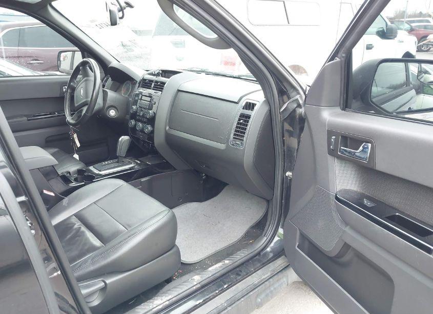 Photo 5 of 2011 Ford Escape LIMITED (VIN 1FMCU9E70BKB02672)