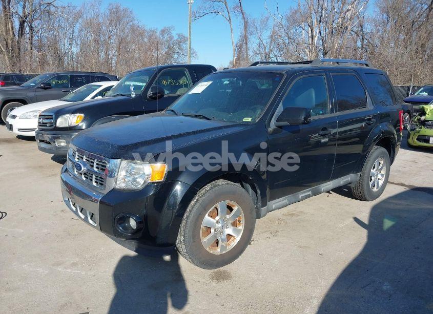 Photo 2 of 2010 Ford Escape LIMITED (VIN 1FMCU9E71AKB56741)