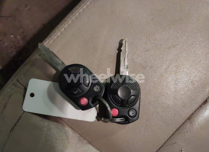 Photo 11 of 2011 Ford Escape LIMITED (VIN 1FMCU9E71BKC22769)