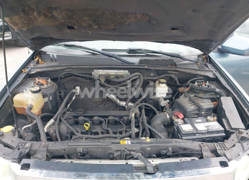 Photo 10 of 2011 Ford Escape LIMITED (VIN 1FMCU9E72BKB89152)