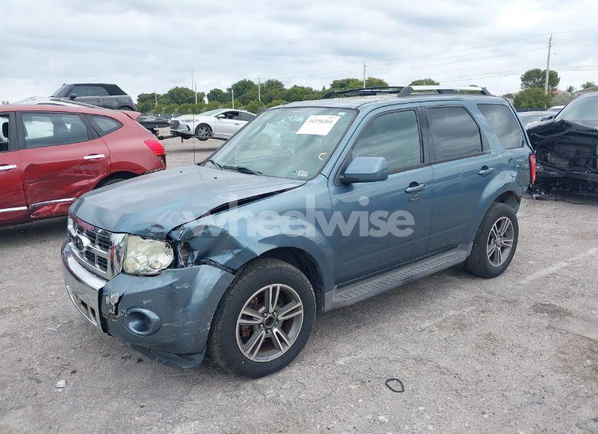 Photo 2 of 2011 Ford Escape LIMITED (VIN 1FMCU9E72BKB89152)