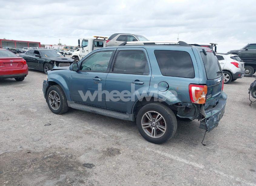 Photo 3 of 2011 Ford Escape LIMITED (VIN 1FMCU9E72BKB89152)