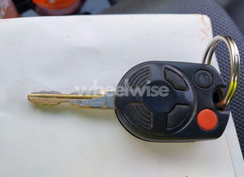 Photo 11 of 2011 Ford Escape LIMITED (VIN 1FMCU9E78BKA36193)