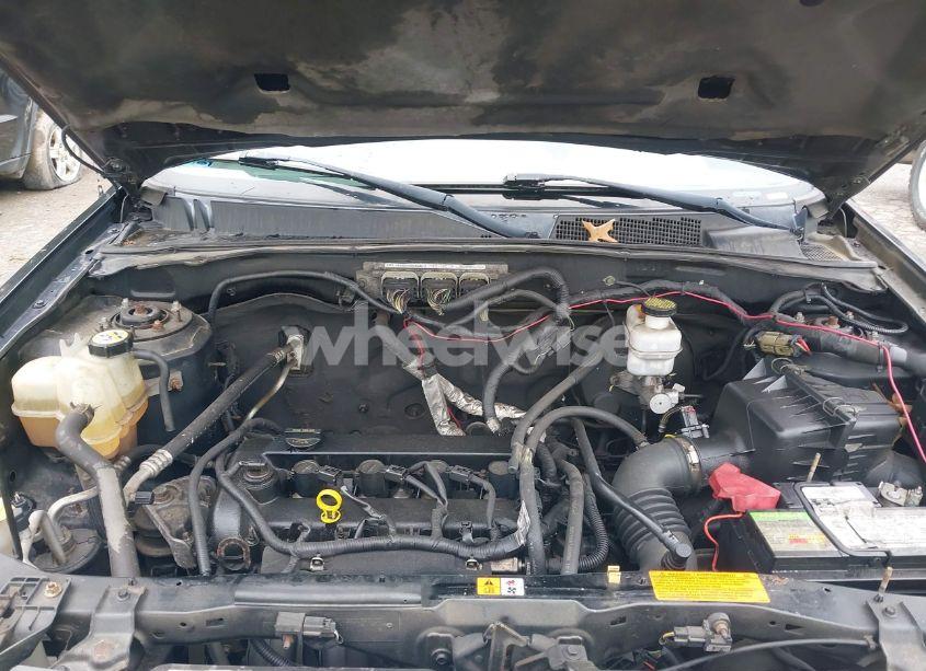 Photo 10 of 2011 Ford Escape LIMITED (VIN 1FMCU9E7XBKB56707)