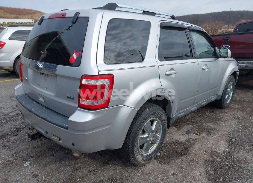 Photo 4 of 2010 Ford Escape LIMITED (VIN 1FMCU9EG0AKA41404)