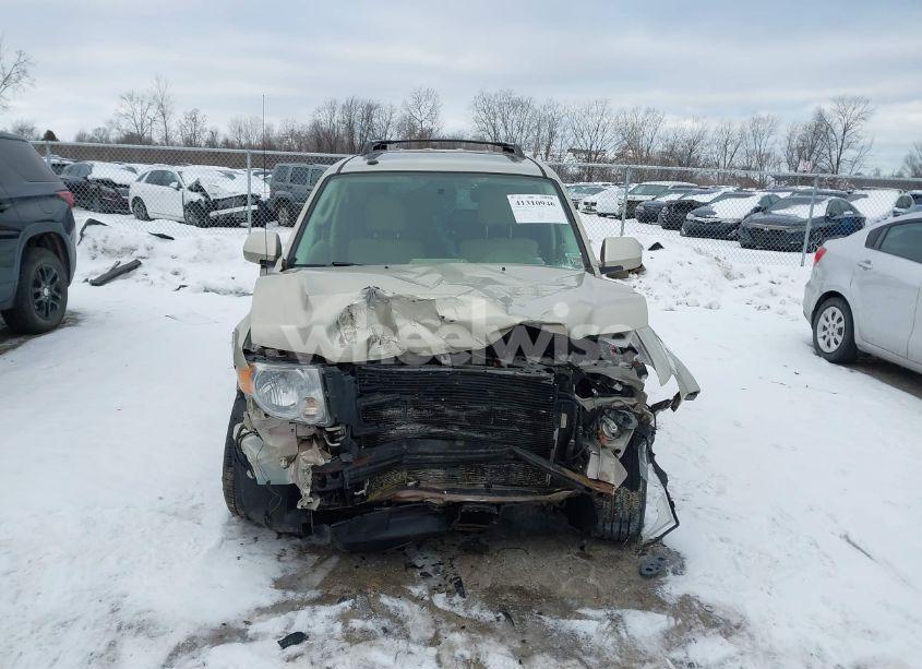 Photo 13 of 2010 Ford Escape (VIN 1FMCU9EG0AKB10303)