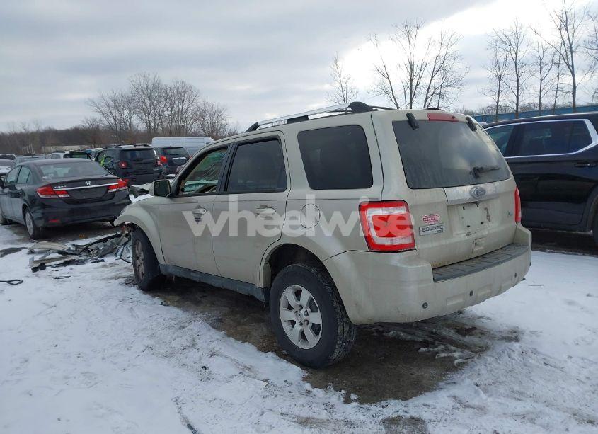 Photo 3 of 2010 Ford Escape (VIN 1FMCU9EG0AKB10303)