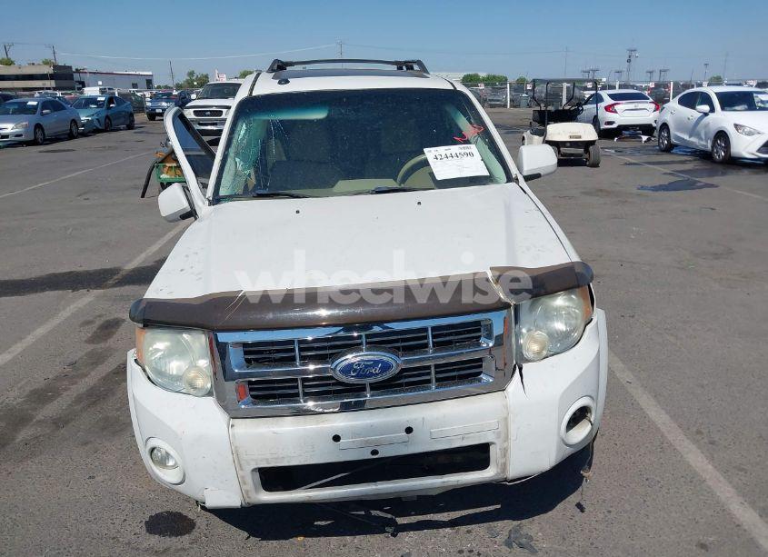 Photo 13 of 2010 Ford Escape LIMITED (VIN 1FMCU9EG0AKB64877)