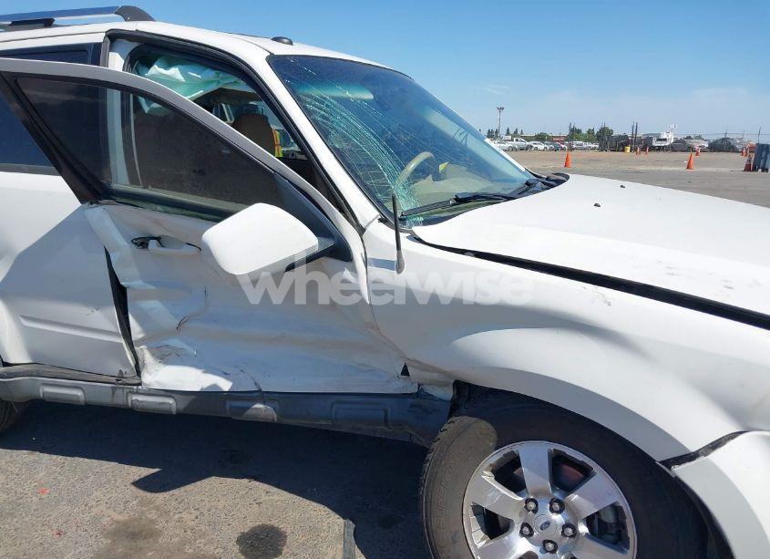 Photo 6 of 2010 Ford Escape LIMITED (VIN 1FMCU9EG0AKB64877)