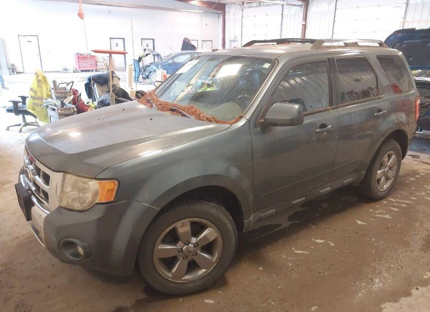 Photo 2 of 2010 Ford Escape LIMITED (VIN 1FMCU9EG0AKB93733)