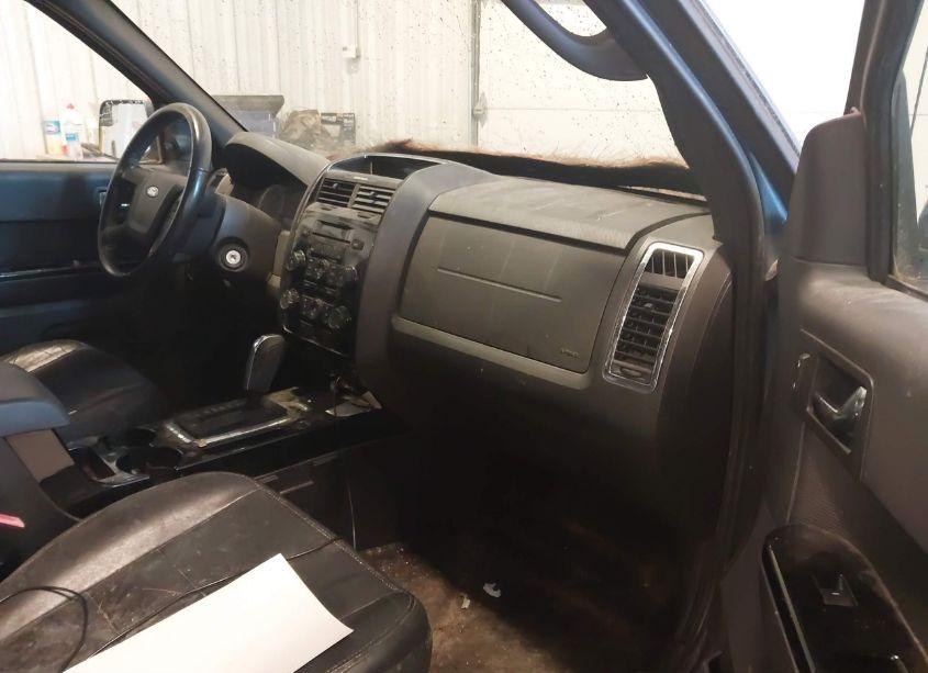 Photo 5 of 2010 Ford Escape LIMITED (VIN 1FMCU9EG0AKB93733)