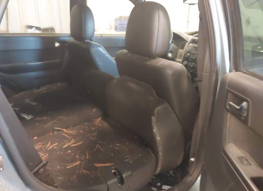 Photo 8 of 2010 Ford Escape LIMITED (VIN 1FMCU9EG0AKB93733)