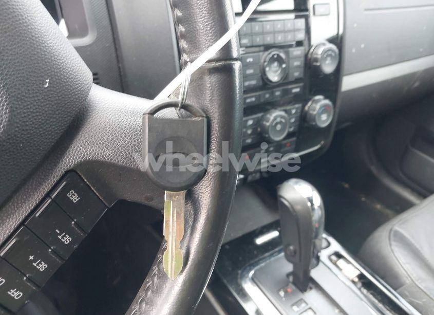 Photo 11 of 2010 Ford Escape LIMITED (VIN 1FMCU9EG0AKC82203)