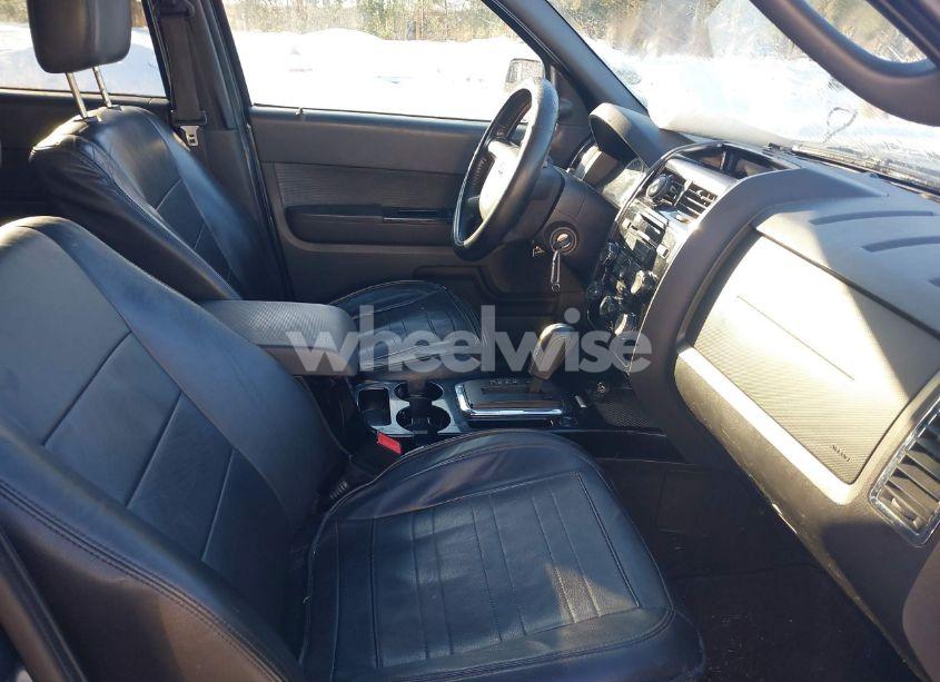 Photo 5 of 2011 Ford Escape LIMITED (VIN 1FMCU9EG0BKB17821)