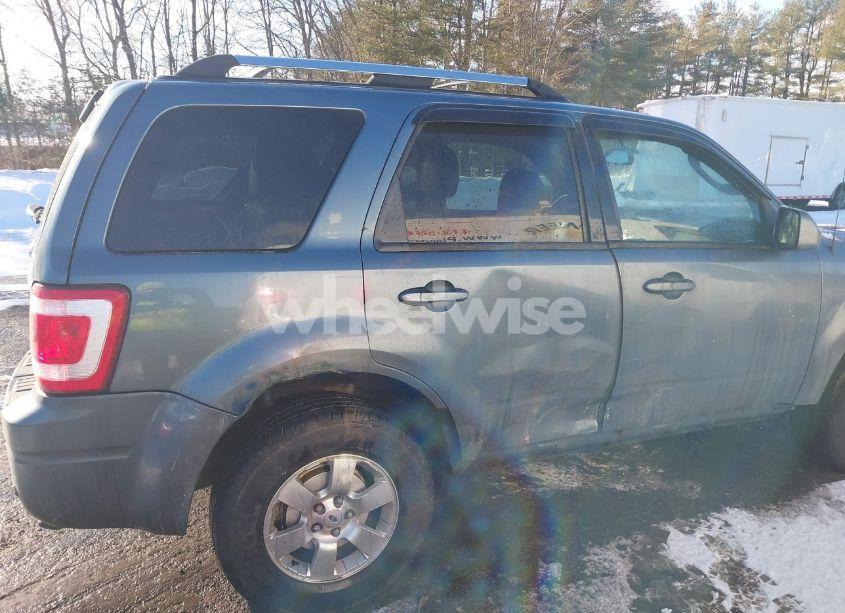 Photo 6 of 2011 Ford Escape LIMITED (VIN 1FMCU9EG0BKB17821)