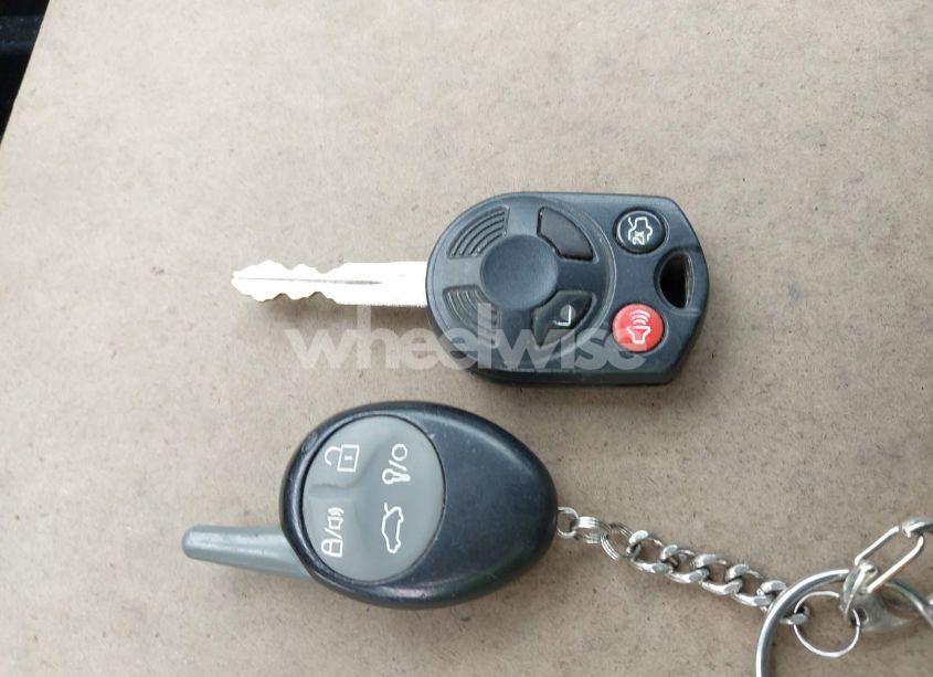 Photo 11 of 2011 Ford Escape LIMITED (VIN 1FMCU9EG0BKB38703)