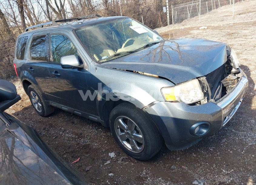 2011 Ford Escape LIMITED (VIN 1FMCU9EG0BKB94995) main photo