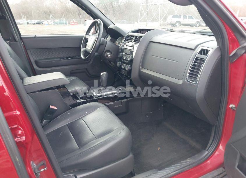 Photo 5 of 2011 Ford Escape LIMITED (VIN 1FMCU9EG0BKC52944)