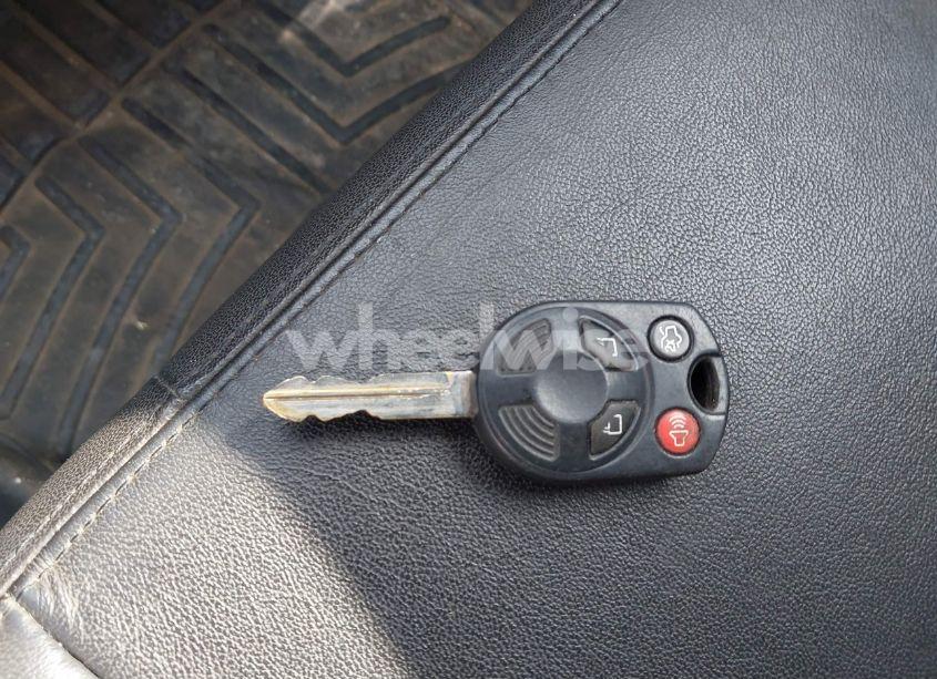 Photo 11 of 2010 Ford Escape LIMITED (VIN 1FMCU9EG1AKA93043)