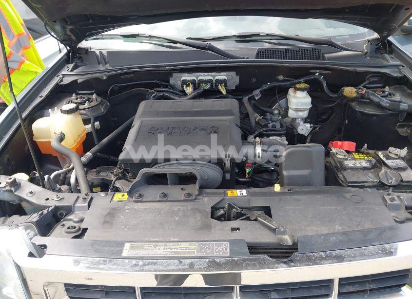 Photo 10 of 2010 Ford Escape LIMITED (VIN 1FMCU9EG1AKB75810)