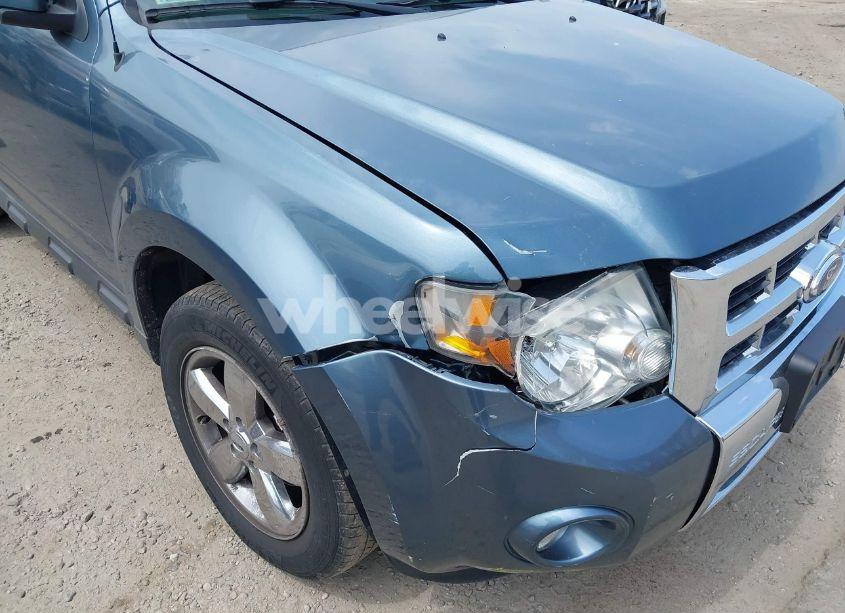 Photo 6 of 2010 Ford Escape LIMITED (VIN 1FMCU9EG1AKB75810)