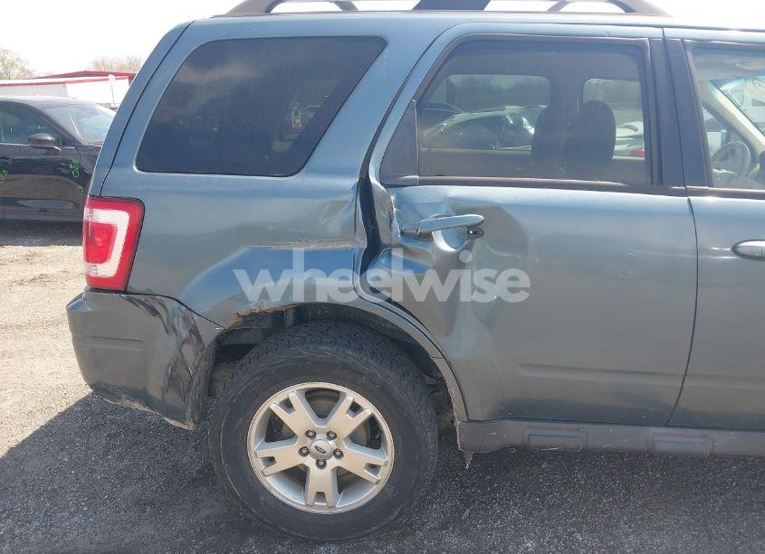 Photo 6 of 2011 Ford Escape LIMITED (VIN 1FMCU9EG1BKB19982)