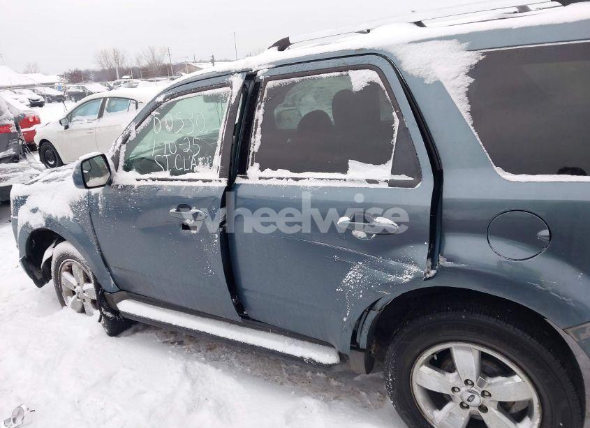 Photo 14 of 2010 Ford Escape LIMITED (VIN 1FMCU9EG2AKB61897)