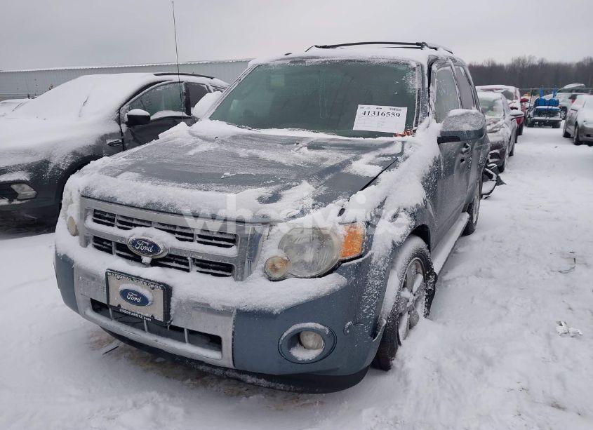 Photo 2 of 2010 Ford Escape LIMITED (VIN 1FMCU9EG2AKB61897)