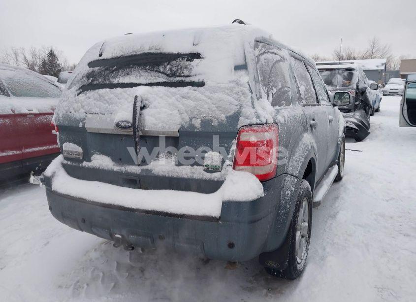 Photo 4 of 2010 Ford Escape LIMITED (VIN 1FMCU9EG2AKB61897)