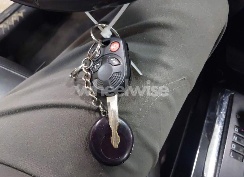 Photo 11 of 2010 Ford Escape LIMITED (VIN 1FMCU9EG2AKC17658)