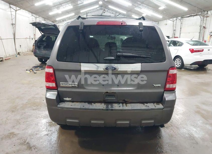 Photo 16 of 2010 Ford Escape LIMITED (VIN 1FMCU9EG2AKC17658)