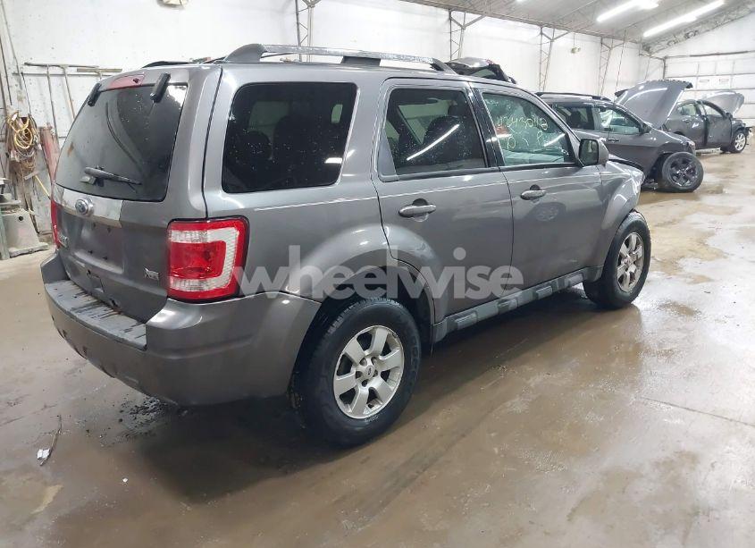 Photo 4 of 2010 Ford Escape LIMITED (VIN 1FMCU9EG2AKC17658)