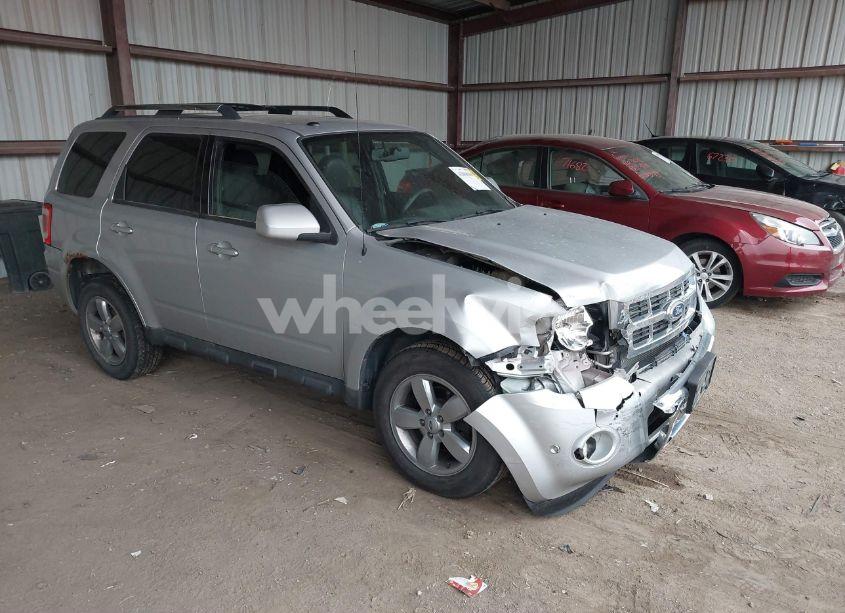 2010 Ford Escape LIMITED (VIN 1FMCU9EG2AKD26847) main photo