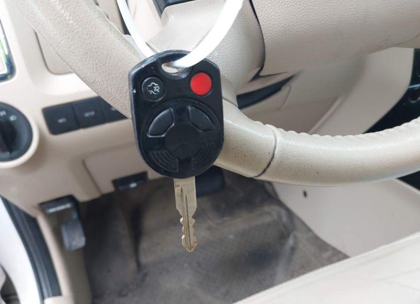 Photo 11 of 2011 Ford Escape LIMITED (VIN 1FMCU9EG2BKA60294)