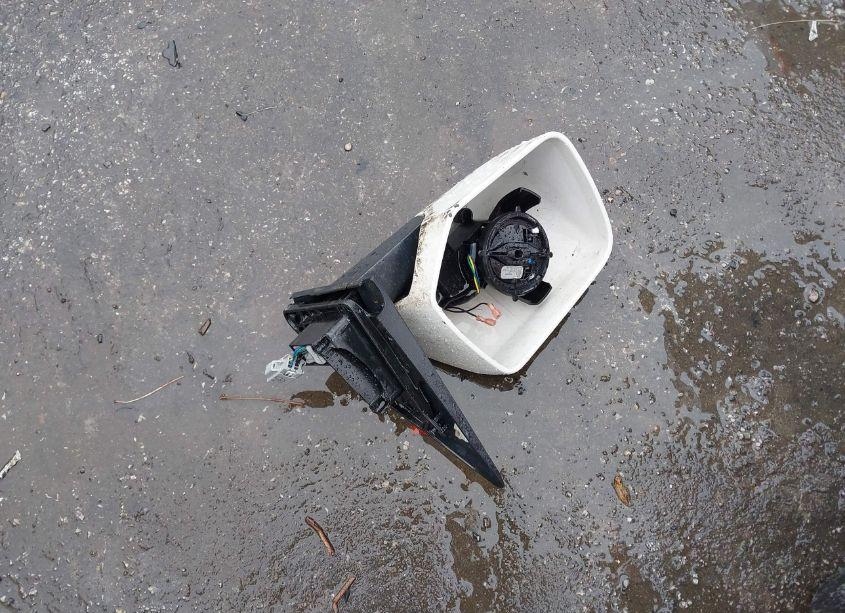 Photo 12 of 2011 Ford Escape LIMITED (VIN 1FMCU9EG2BKA60294)