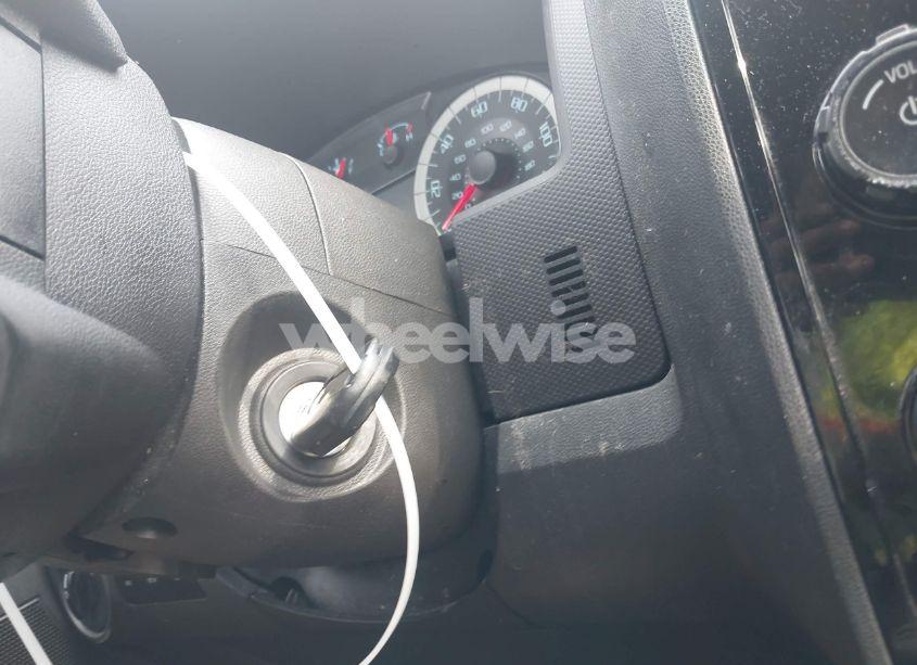 Photo 11 of 2011 Ford Escape LIMITED (VIN 1FMCU9EG2BKB01281)