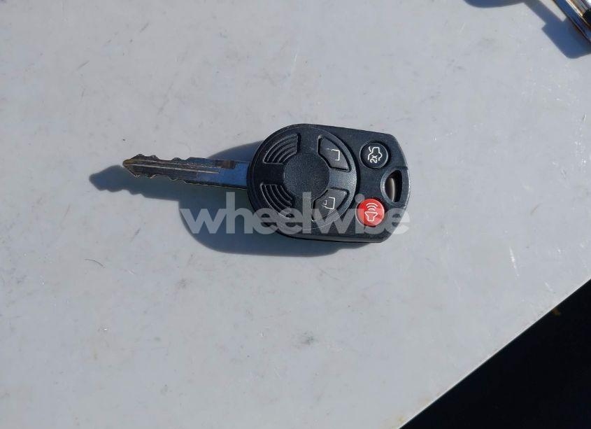 Photo 11 of 2011 Ford Escape LIMITED (VIN 1FMCU9EG2BKB39514)