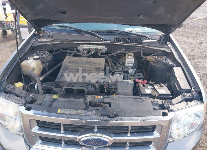 Photo 10 of 2011 Ford Escape LIMITED (VIN 1FMCU9EG2BKC59457)