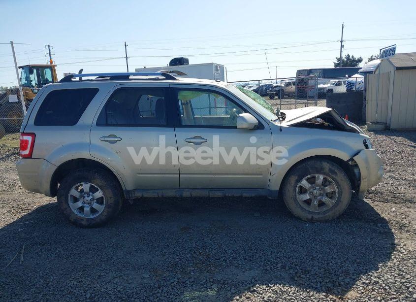 Photo 14 of 2010 Ford Escape LIMITED (VIN 1FMCU9EG3AKB01286)