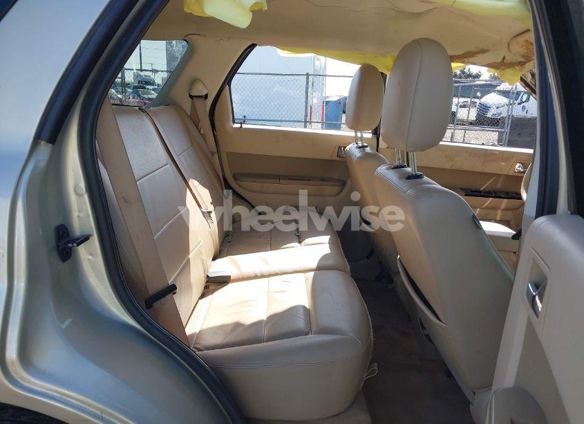 Photo 8 of 2010 Ford Escape LIMITED (VIN 1FMCU9EG3AKB01286)