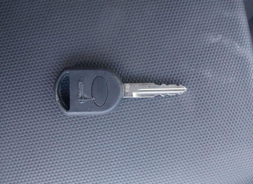 Photo 11 of 2010 Ford Escape LIMITED (VIN 1FMCU9EG3AKD43253)