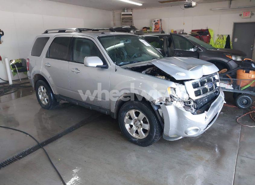 2011 Ford Escape LIMITED (VIN 1FMCU9EG3BKA00198) main photo