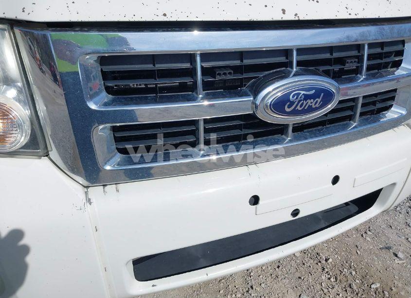 Photo 6 of 2011 Ford Escape LIMITED (VIN 1FMCU9EG3BKA22265)