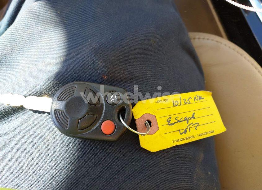 Photo 11 of 2011 Ford Escape LIMITED (VIN 1FMCU9EG3BKC43462)