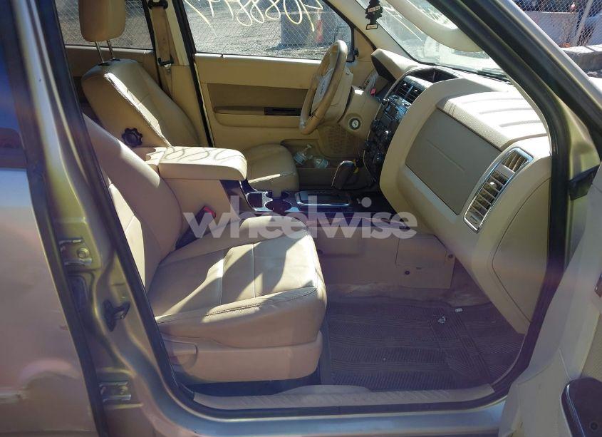 Photo 5 of 2011 Ford Escape LIMITED (VIN 1FMCU9EG3BKC43462)