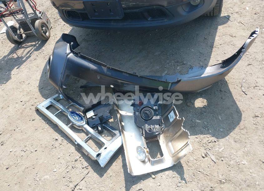 Photo 12 of 2011 Ford Escape LIMITED (VIN 1FMCU9EG3BKC58401)