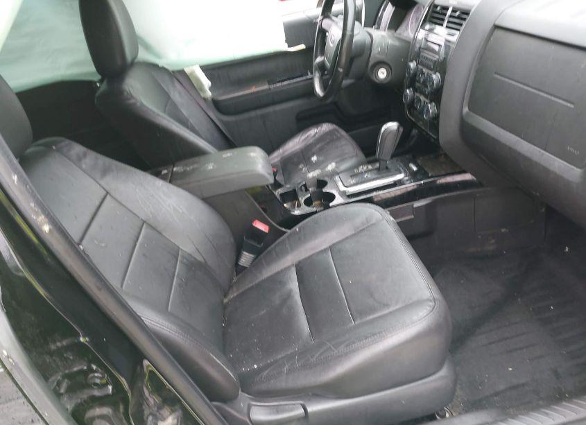 Photo 5 of 2010 Ford Escape LIMITED (VIN 1FMCU9EG4AKC15779)